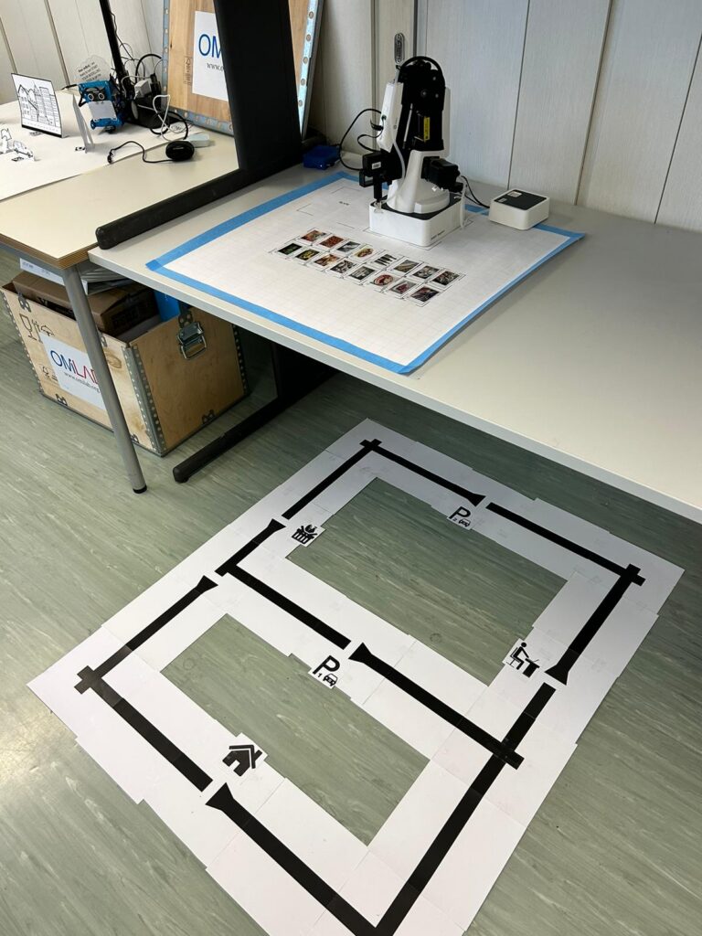 Take a virtual tour of our lab!