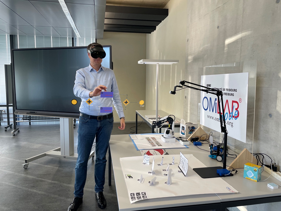 Take a virtual tour of our lab!