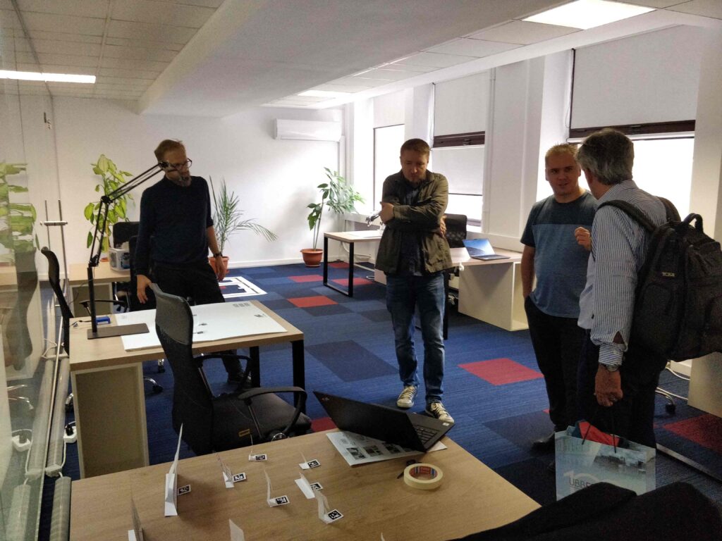 Have a virtual tour of our lab!