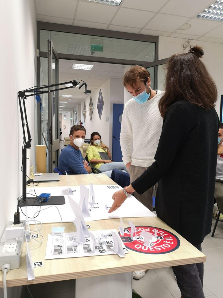 Have a virtual tour of our lab!