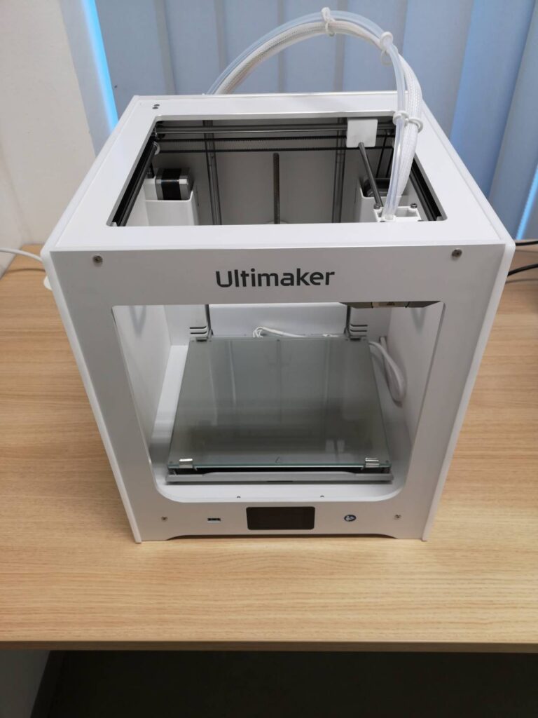 Take a virtual tour of our lab!