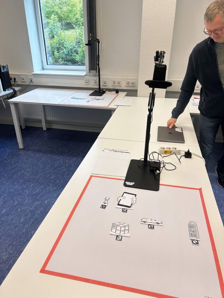 Take a virtual tour of our lab!