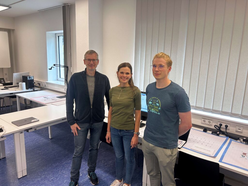 Take a virtual tour of our lab!