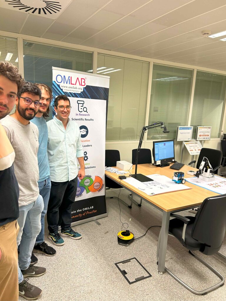 Take a virtual tour of our lab!