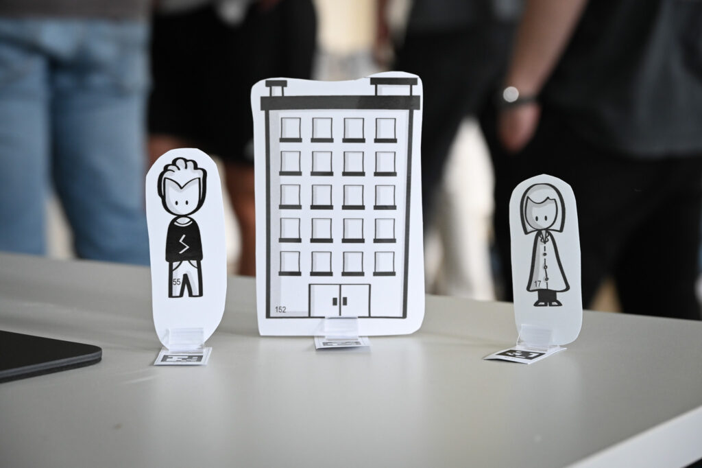 Take a virtual tour of our lab!